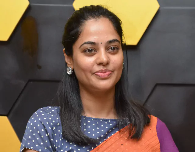 Bindu Madhavi New Photos